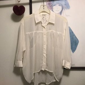 Kirra button up top